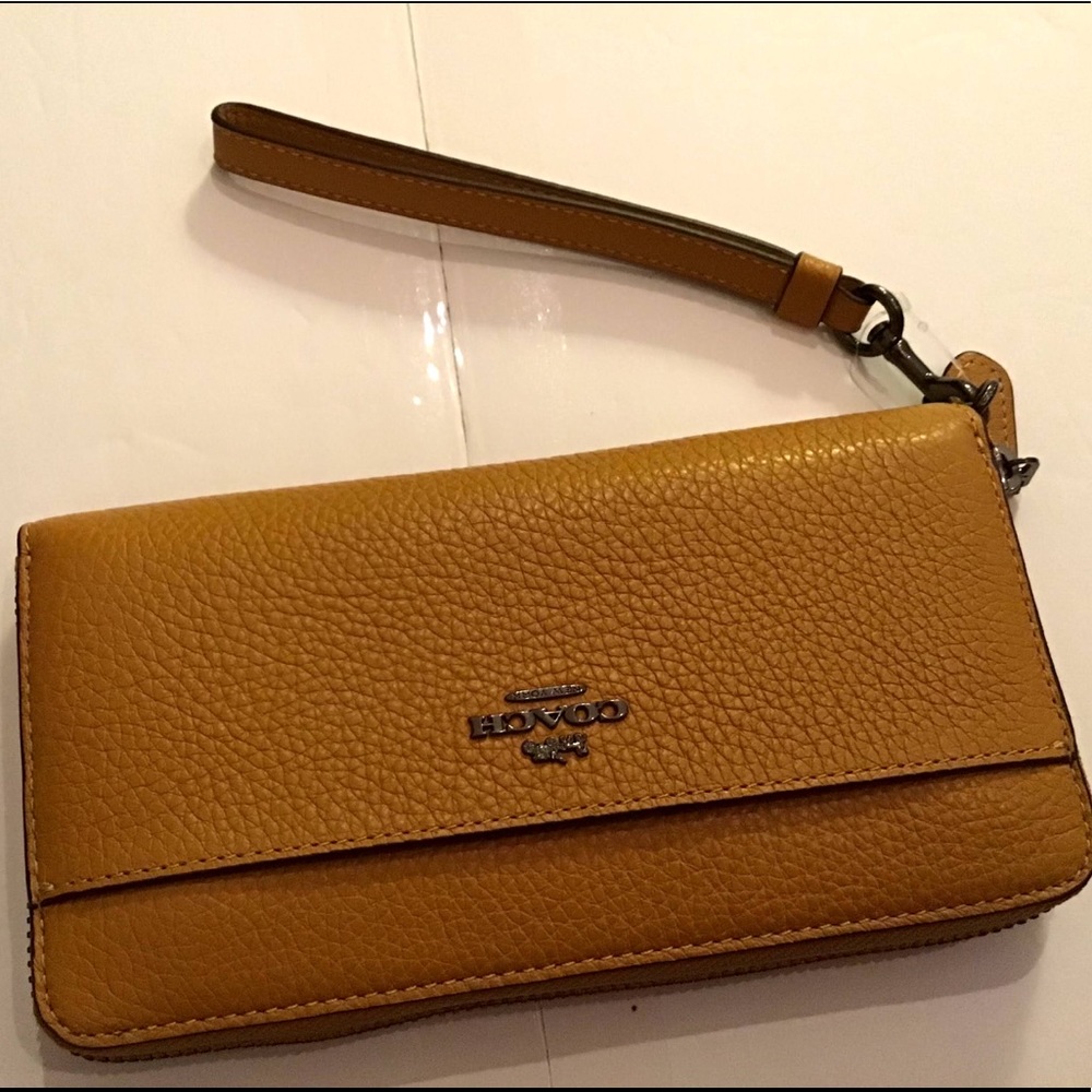 Coach Horse and Carriage wristlet wallet New